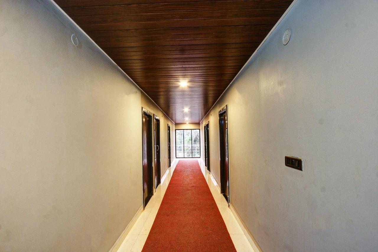 Spot On 37197 Mallya Residency Hotel Someshwar Exterior foto